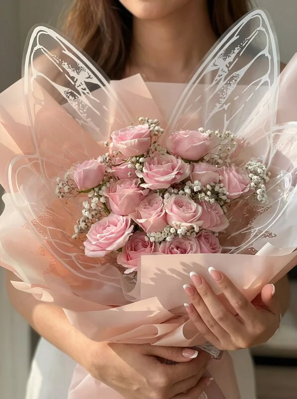 Букет из кустовых роз «Бабочка»