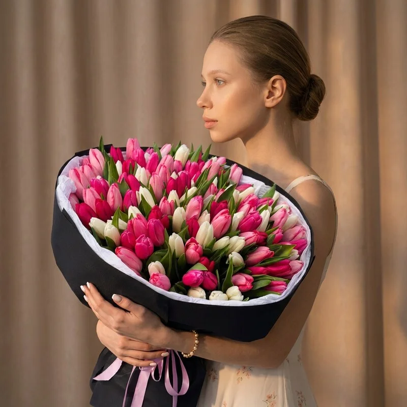 Букет «Хорошая девочка» из тюльпанов 